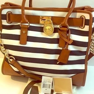 Michael Kors large Hamilton canvas tote 🚨FIRM🚨